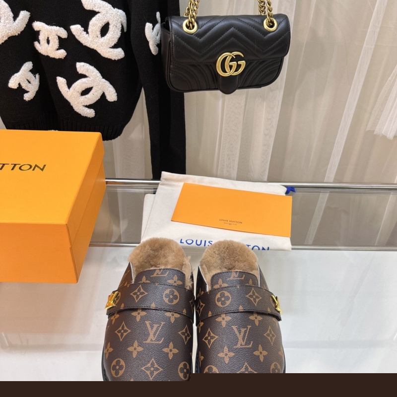 LV Slippers